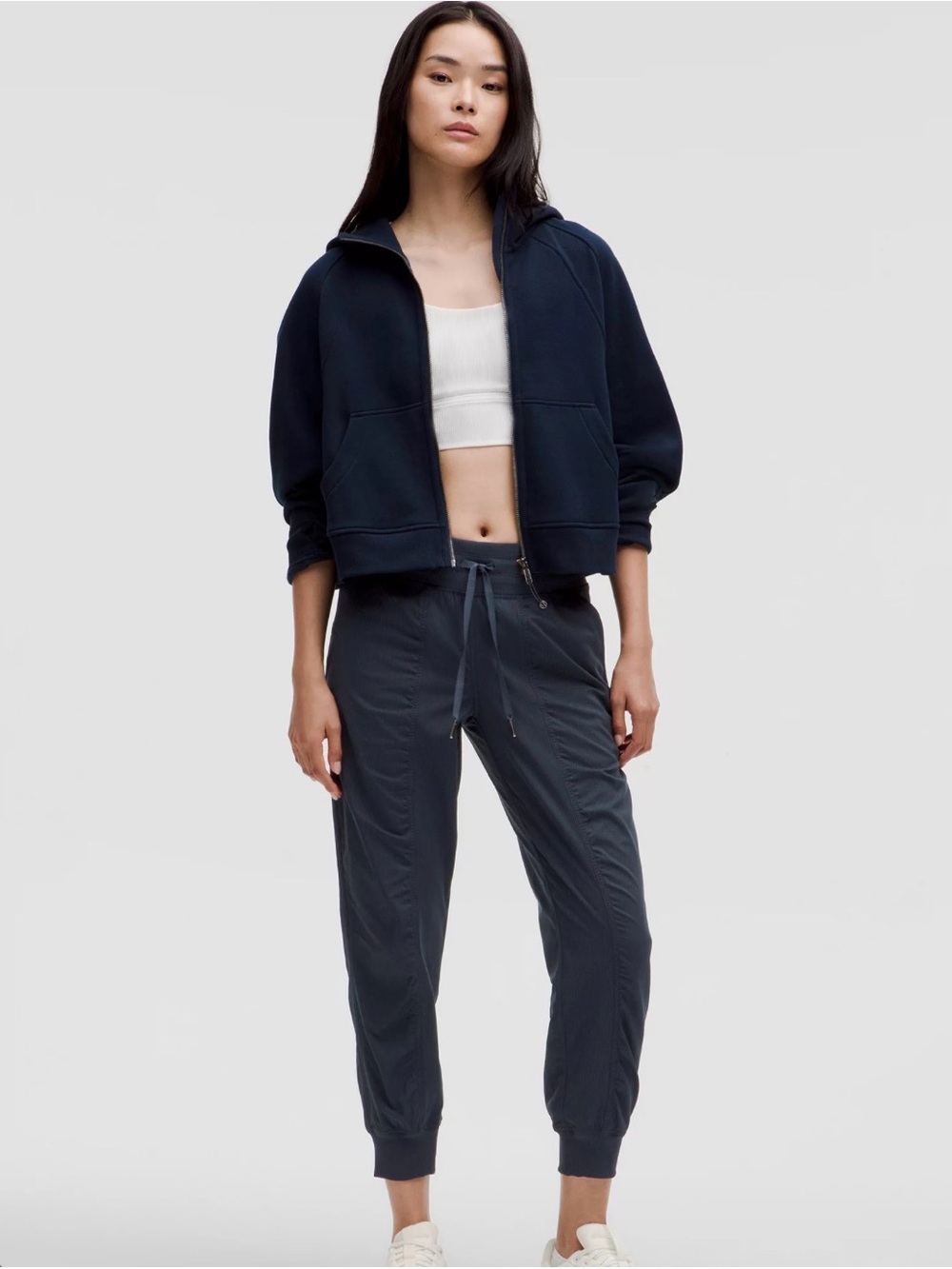 Lululemon dance studio mid-rise jogger size 8
